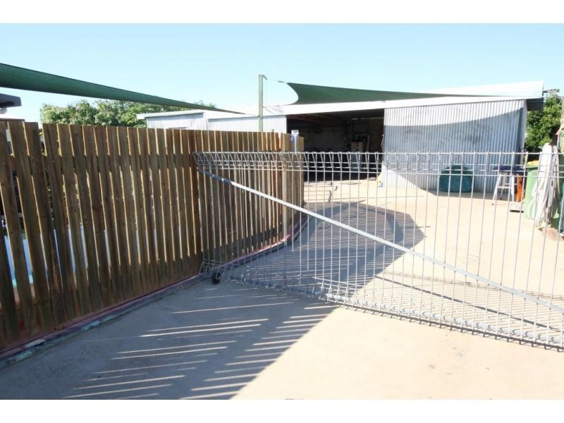 40 ALBERT Crescent, Ayr QLD 4807