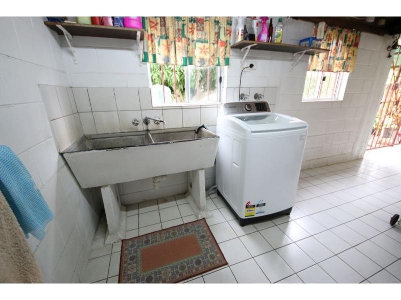 57 TENTH AVENUE, Home Hill QLD 4806