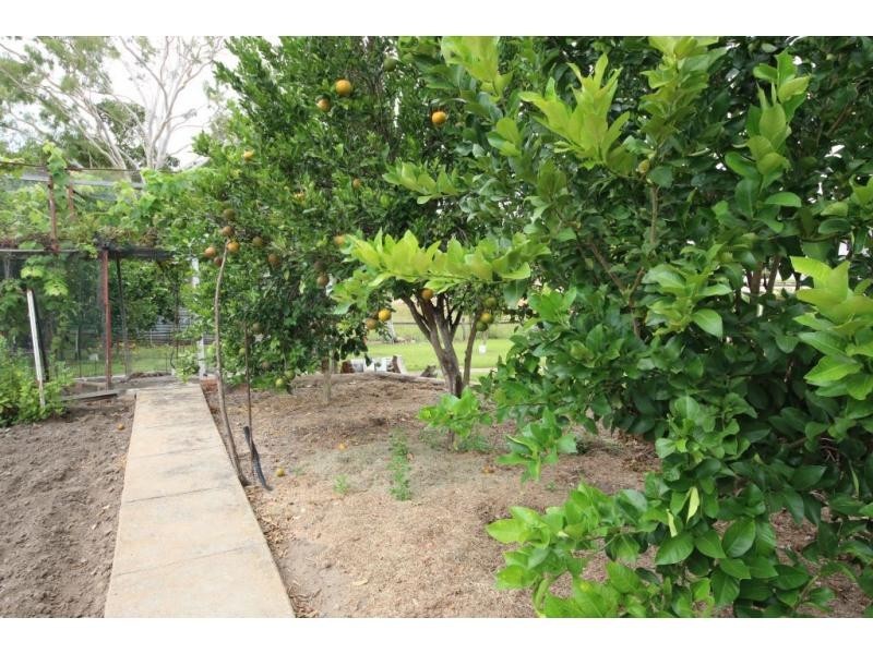 57 TENTH AVENUE, Home Hill QLD 4806