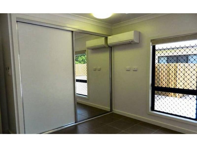 1/92 MACMILLAN Street, Ayr QLD 4807