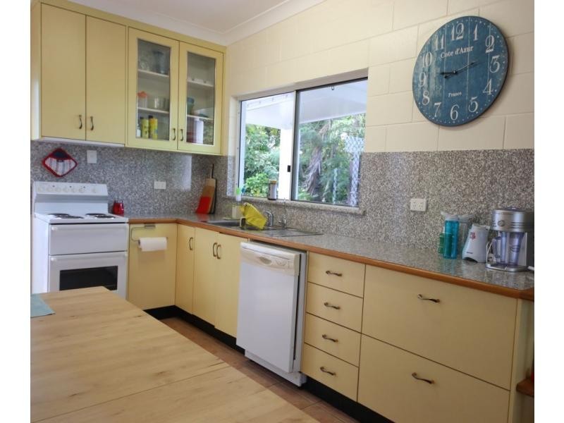 45 TOPTON STREET, Alva QLD 4807