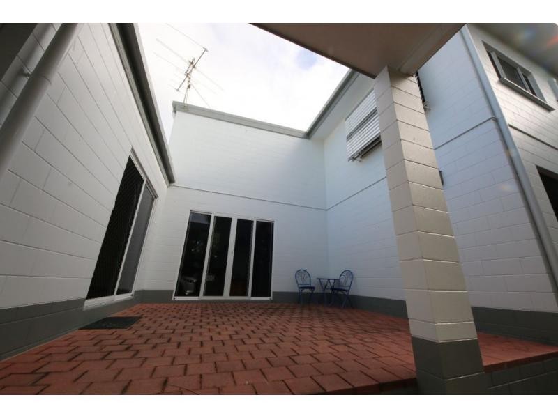45 TOPTON STREET, Alva QLD 4807
