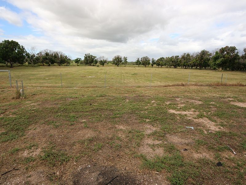 35 JUANITA DRIVE, Mount Kelly QLD 4807