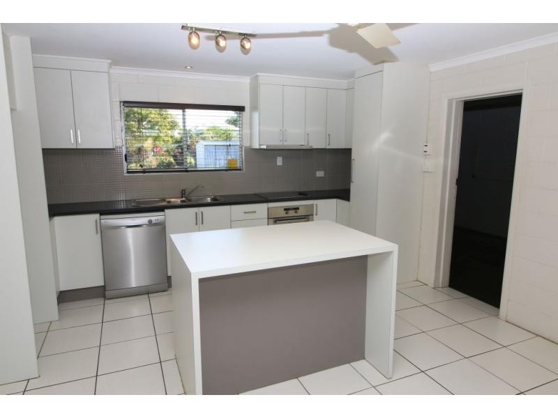 173 CHIPPENDALE Street, Ayr QLD 4807