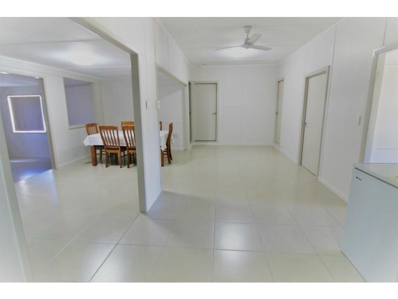 11 GREEN STREET, Brandon QLD 4808