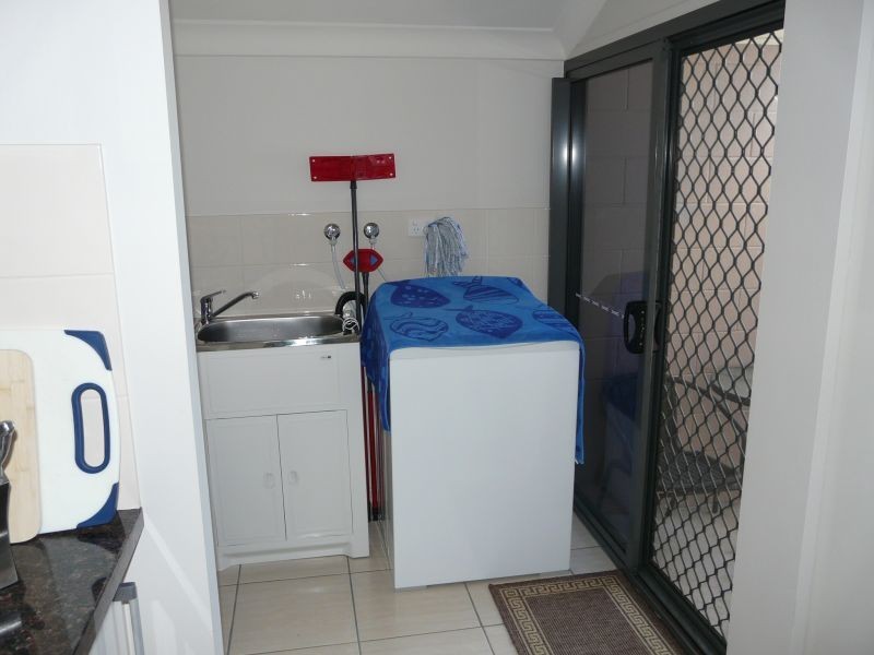 Unit 4/4 PARKER Street, Ayr QLD 4807