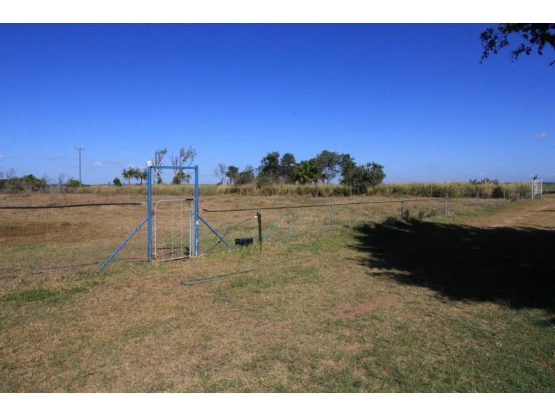 105 JOHNSTONE Road, Rita Island QLD 4807