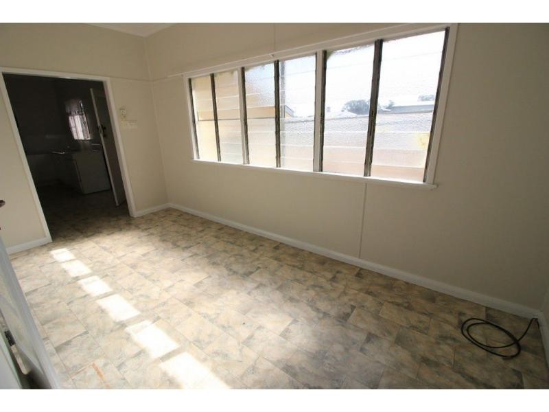 16 DENNIS Street, Ayr QLD 4807