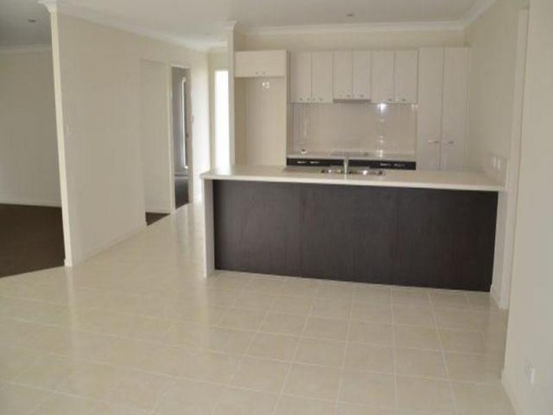 4 MULBERRY Circuit, Ayr QLD 4807