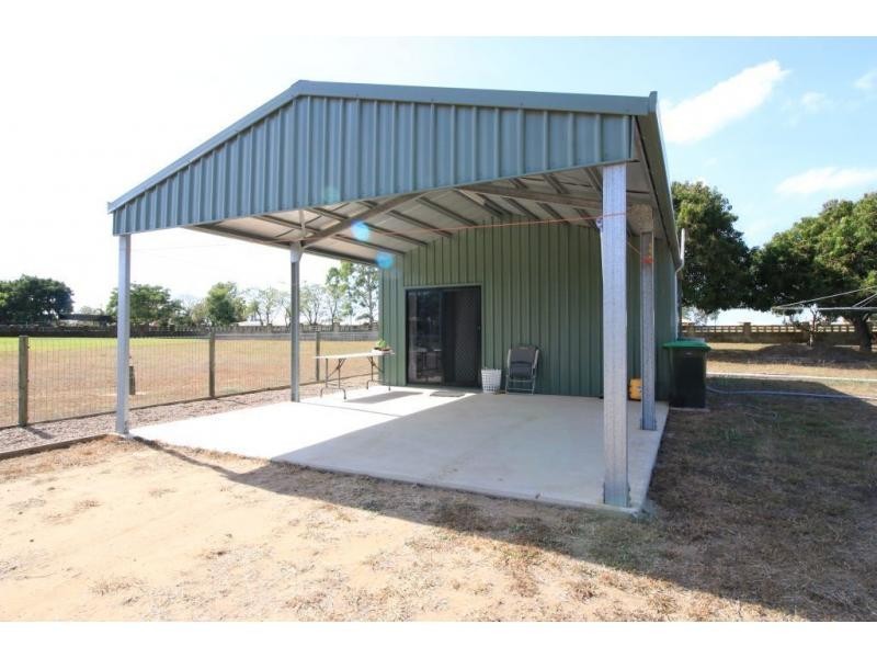 3A HILLCREST Place, Ayr QLD 4807