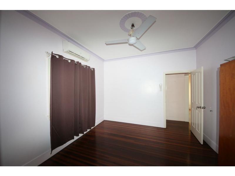 8 TURNBULL Road, Home Hill QLD 4806