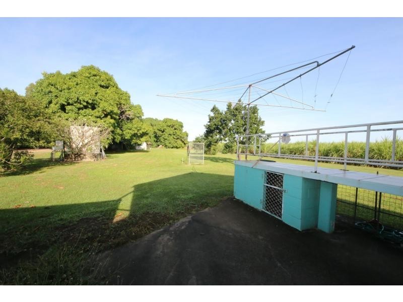 8 TURNBULL Road, Home Hill QLD 4806