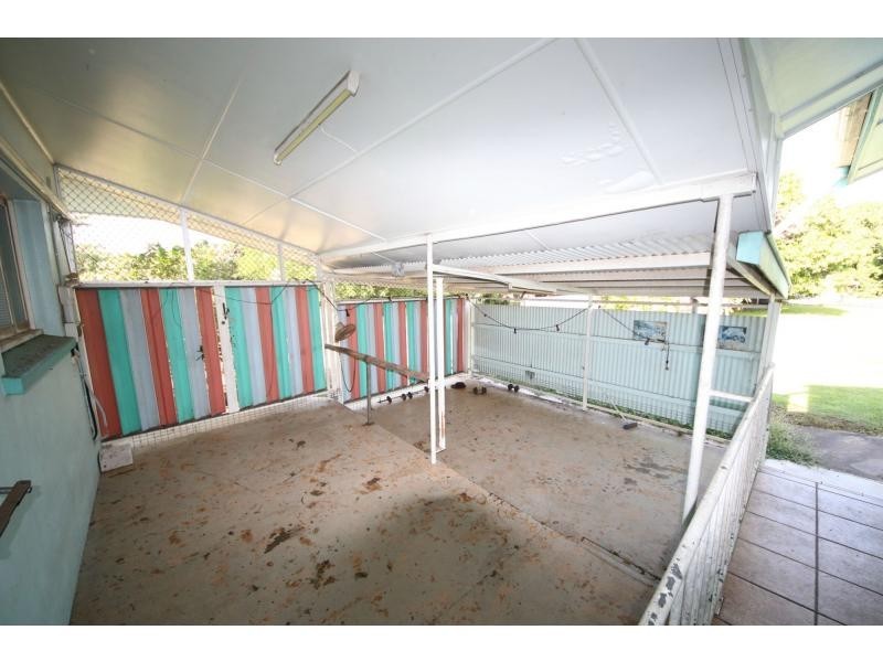 8 TURNBULL Road, Home Hill QLD 4806