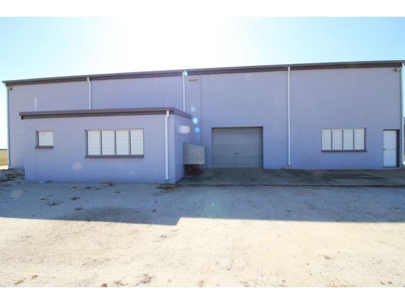 14-18 ROBERT Street, Ayr QLD 4807