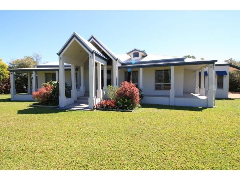 6 CASPIAN Court, Kelso QLD 4815