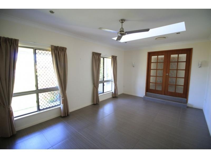 6 CASPIAN Court, Kelso QLD 4815