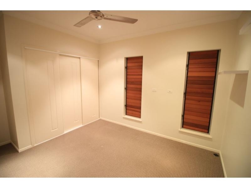 6 CASPIAN Court, Kelso QLD 4815