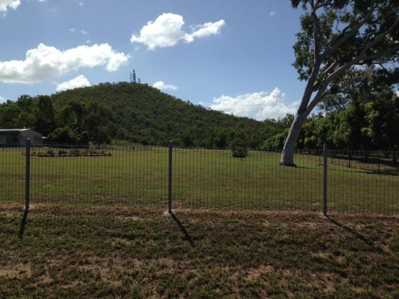 138 MOUNT KELLY Drive, Mount Kelly QLD 4807