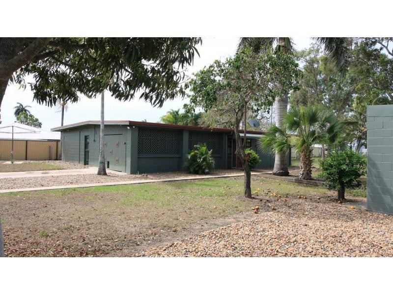 11 Cox Street, Ayr QLD 4807