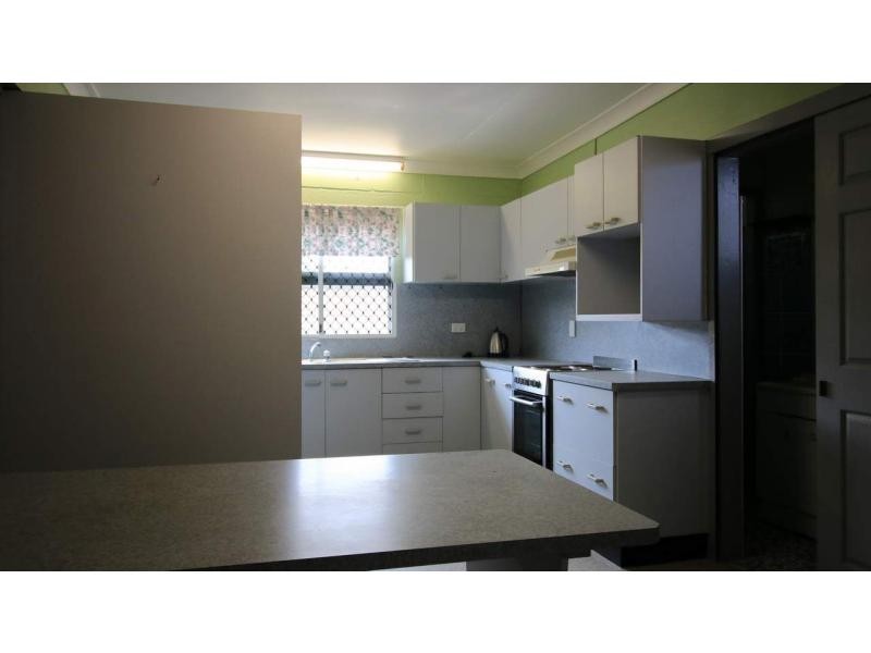 11 Cox Street, Ayr QLD 4807