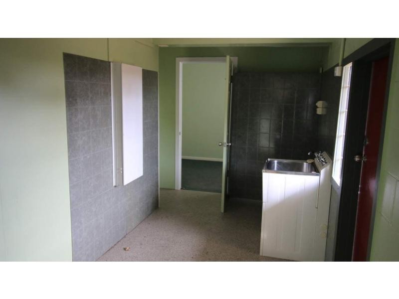 11 Cox Street, Ayr QLD 4807