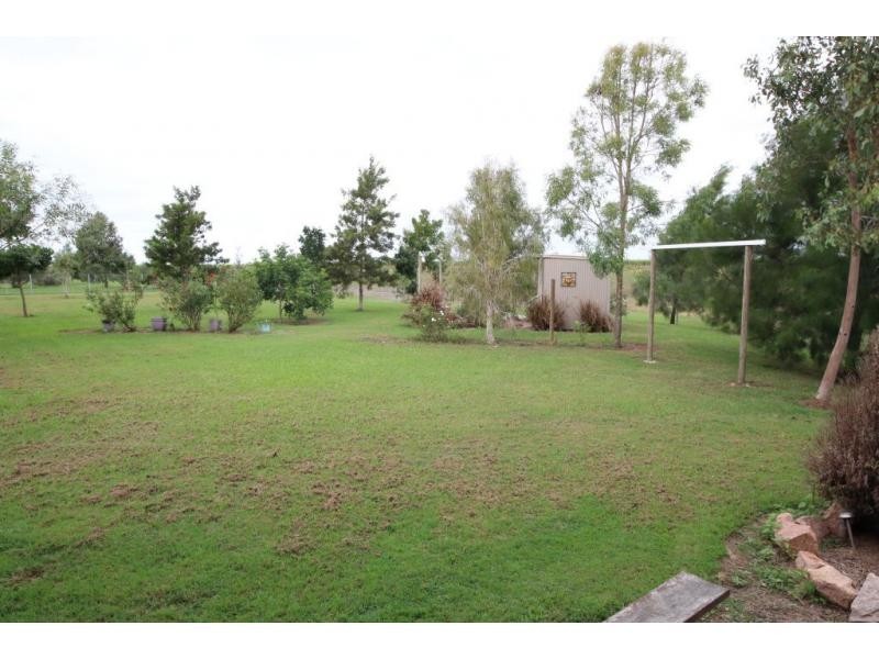 47A BOWLING Green, Brandon QLD 4808