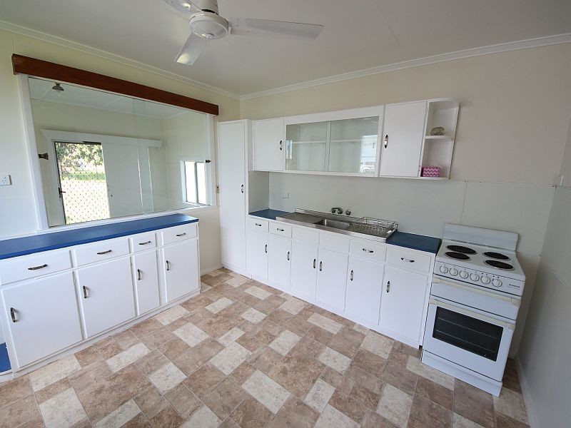88 Beach Road, Ayr QLD 4807