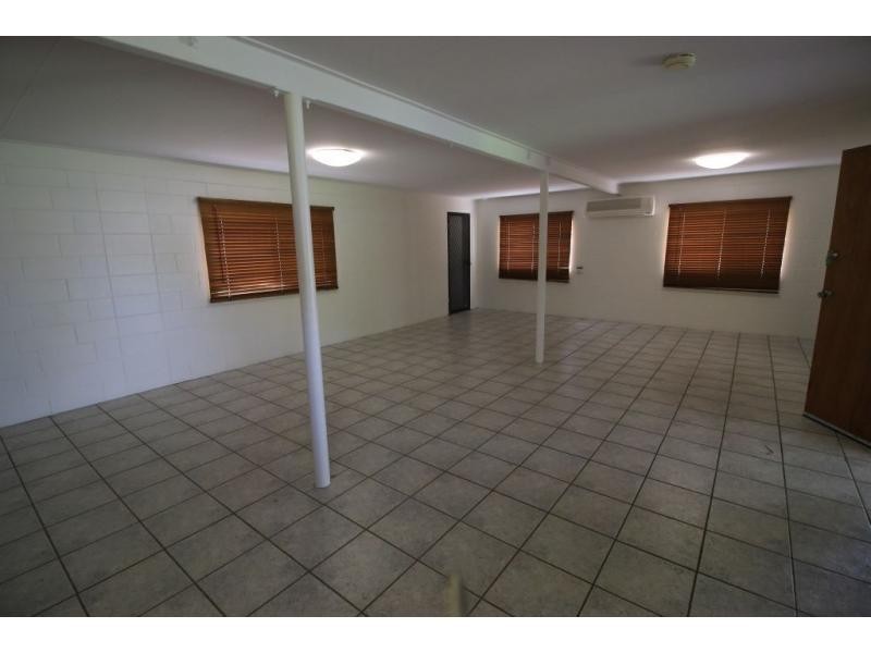 8 JARVIS Street, Ayr QLD 4807