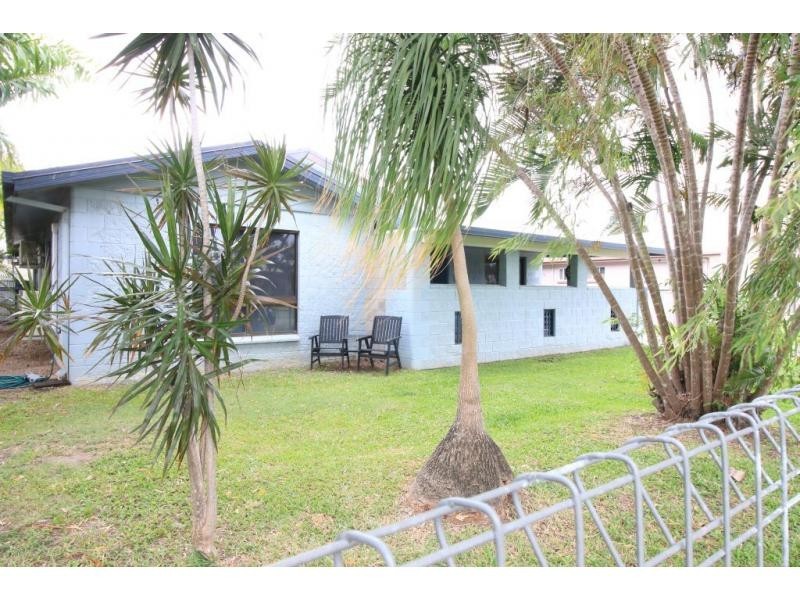 12 LAURENCE Crescent, Ayr QLD 4807