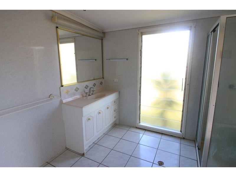 1 BARSBY Street, Ayr QLD 4807