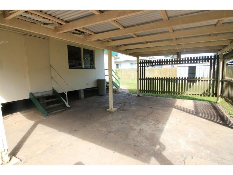 1 BARSBY Street, Ayr QLD 4807