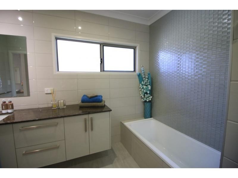 64 GREY Street, Ayr QLD 4807