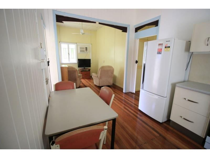 32 TENTH Street, Home Hill QLD 4806