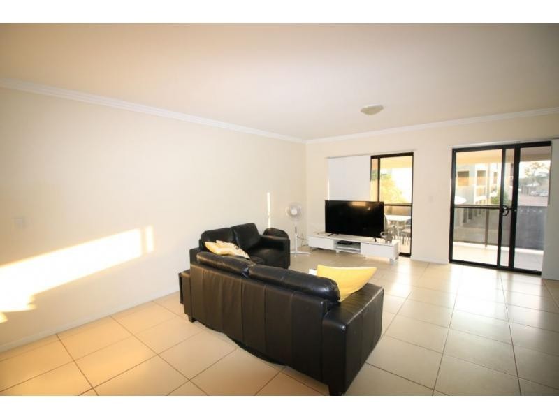 Unit 3/321-341 ANGUS SMITH Drive, Douglas QLD 4814