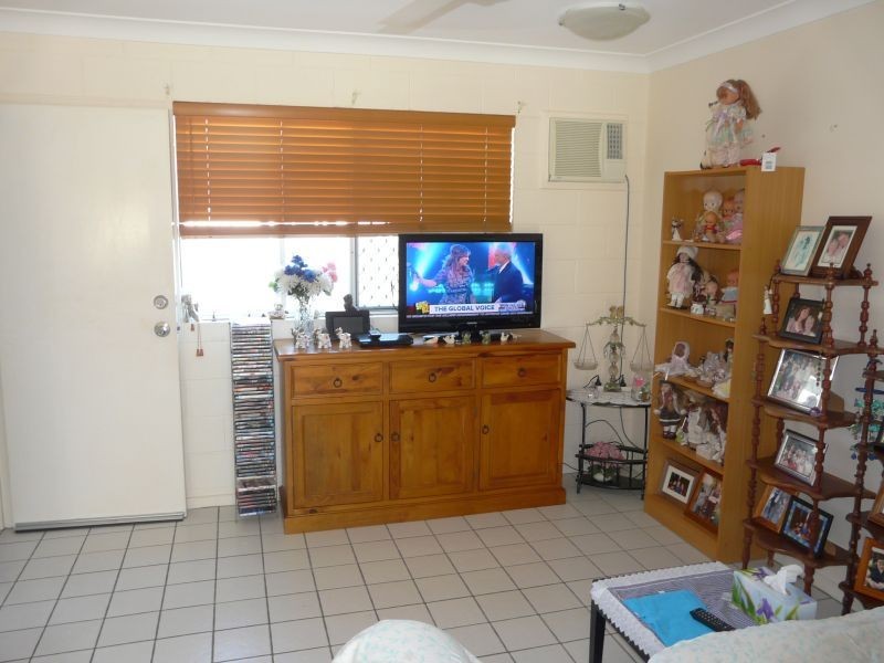 Unit 1/30 QUEENS Road, Railway Estate QLD 4810