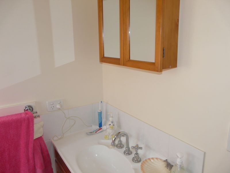 Unit 1/30 QUEENS Road, Railway Estate QLD 4810