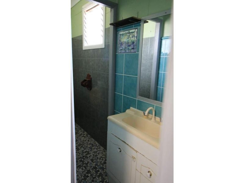 11 Cox Street, Ayr QLD 4807