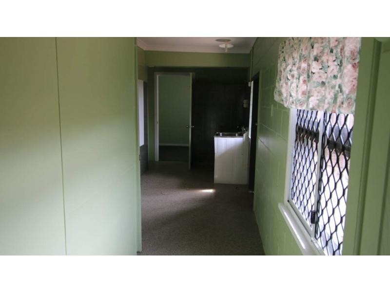 11 Cox Street, Ayr QLD 4807