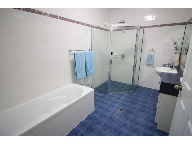 12 IDA Court, Ayr QLD 4807