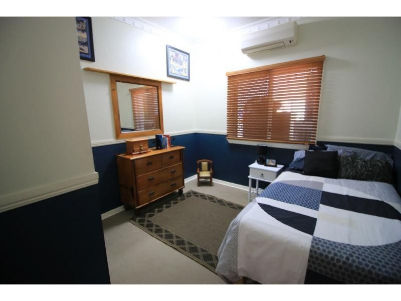 8 ROSS Street, Ayr QLD 4807