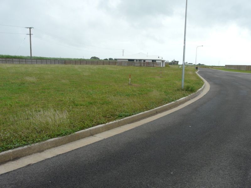 13 HIBISCUS Drive, Ayr QLD 4807