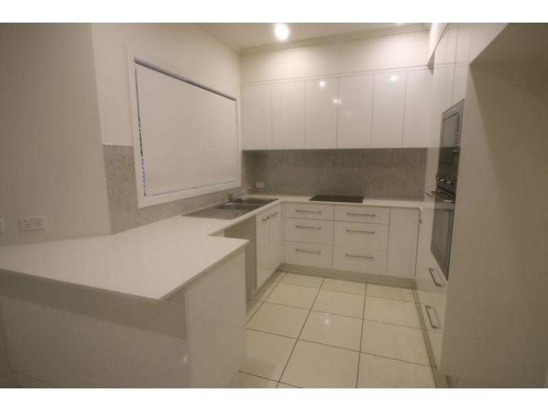 1 & 2 / 67-69 NINTH Avenue, Home Hill QLD 4806