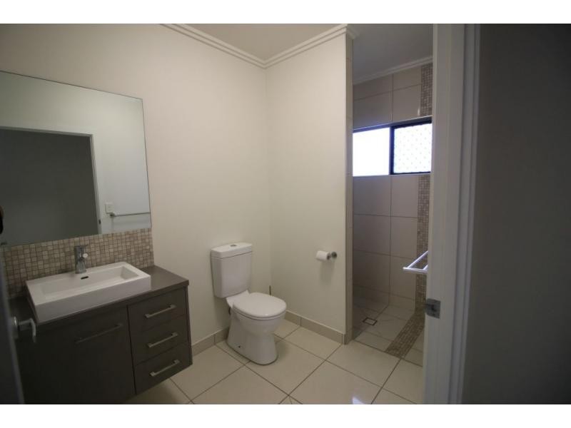 1 & 2 / 67-69 NINTH Avenue, Home Hill QLD 4806