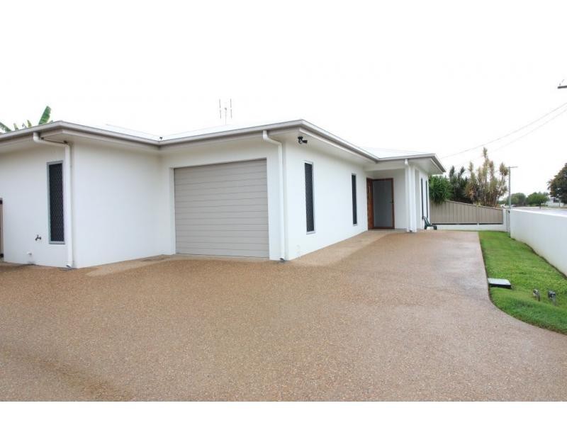 1  67-69 NINTH Avenue, Home Hill QLD 4806