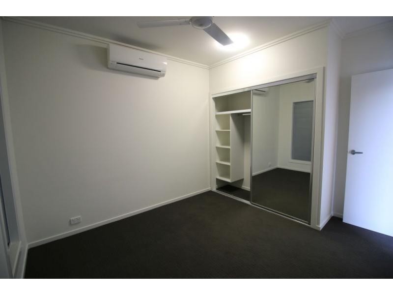 1  67-69 NINTH Avenue, Home Hill QLD 4806