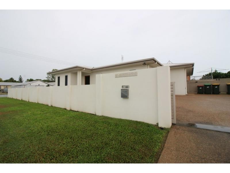 1  67-69 NINTH Avenue, Home Hill QLD 4806
