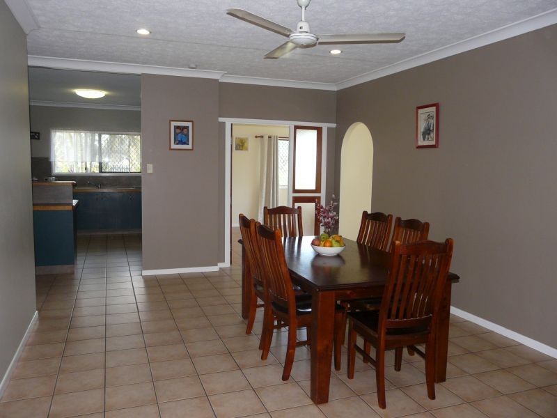 194 Mountainview Road, Airville QLD 4807