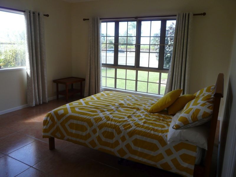 194 Mountainview Road, Airville QLD 4807