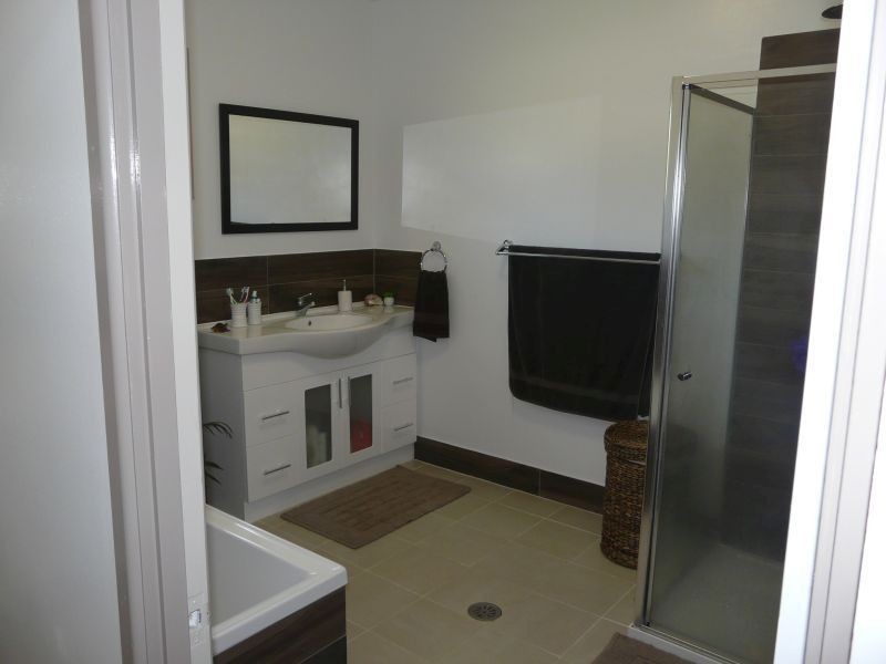 194 Mountainview Road, Airville QLD 4807