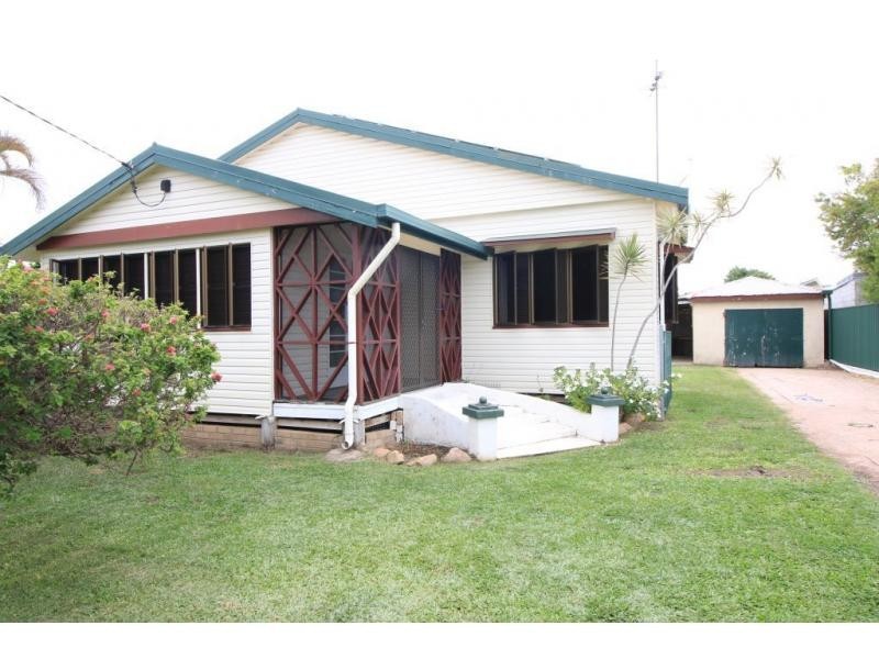 22 ELEVENTH Street, Home Hill QLD 4806